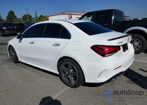 2019 Mercedes-Benz A 220 from USA, damaged, VIN WDD3G4EB5KW033009